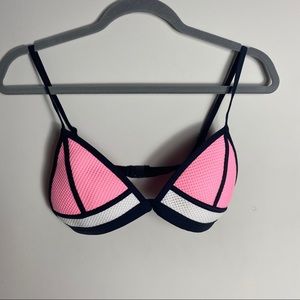 Triangl Bikini top